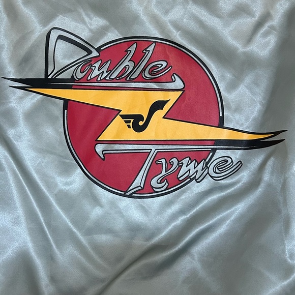 Swingster World of Wearables Vintage Satin Snap Silver Bomber Jacket Size Small - Picture 3 of 9